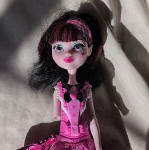 Monster High Draculaura G2 Ghoul To Bat Doll INCOMPLETE Y2K Vintage Toy Skirt